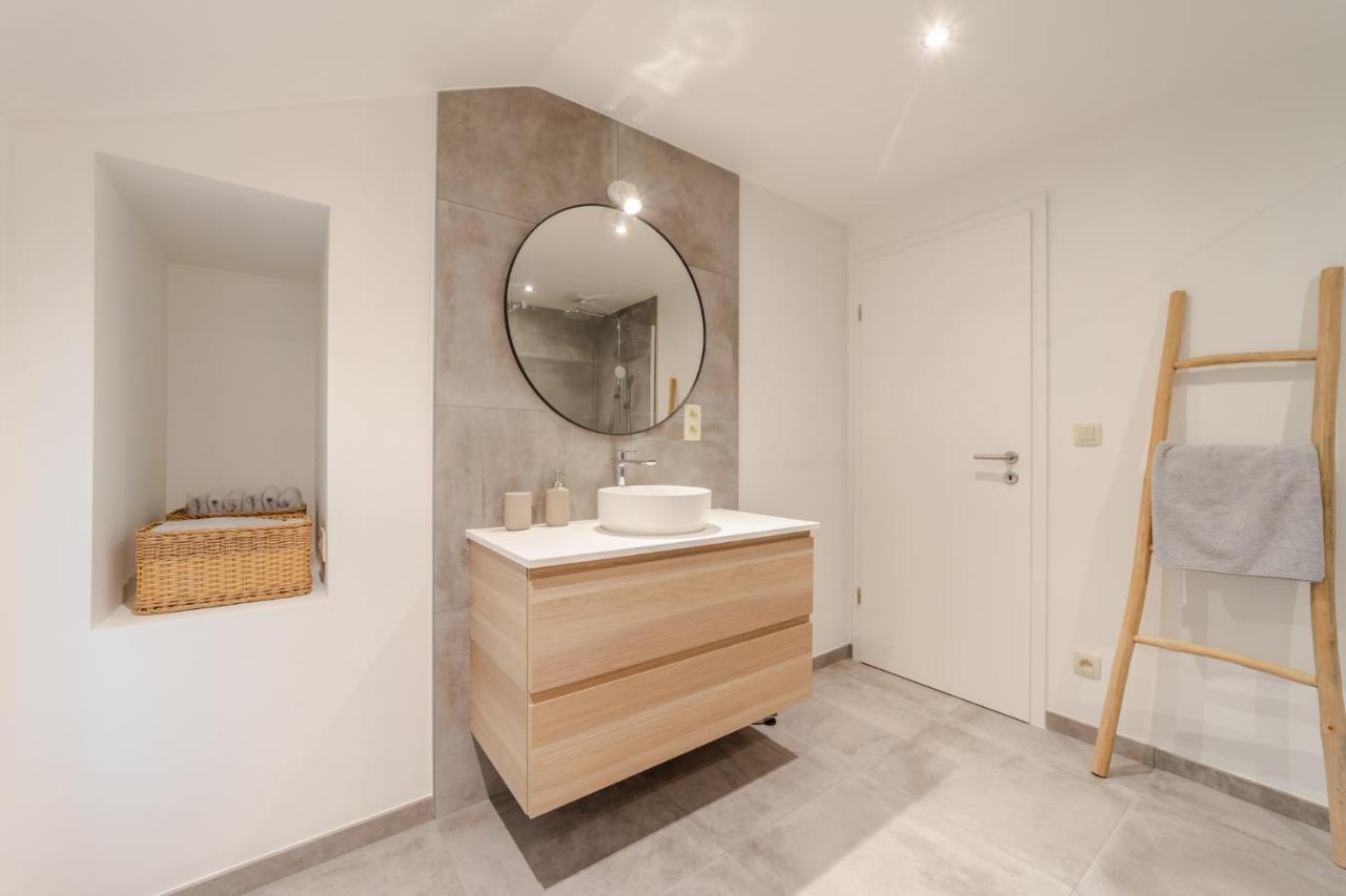 Maison Entiere Dans Le Village De Coo Ставело Екстериор снимка